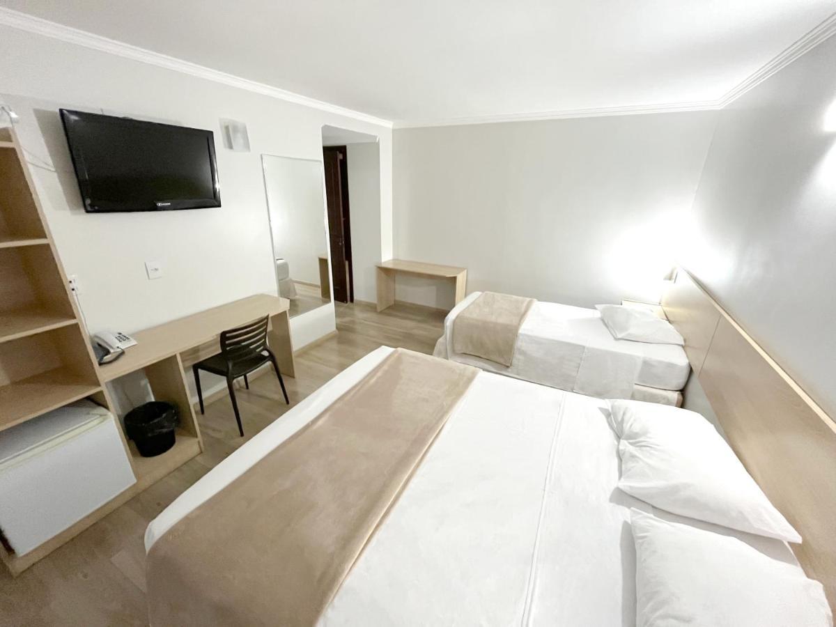 Hotel イジュイー エクステリア 写真