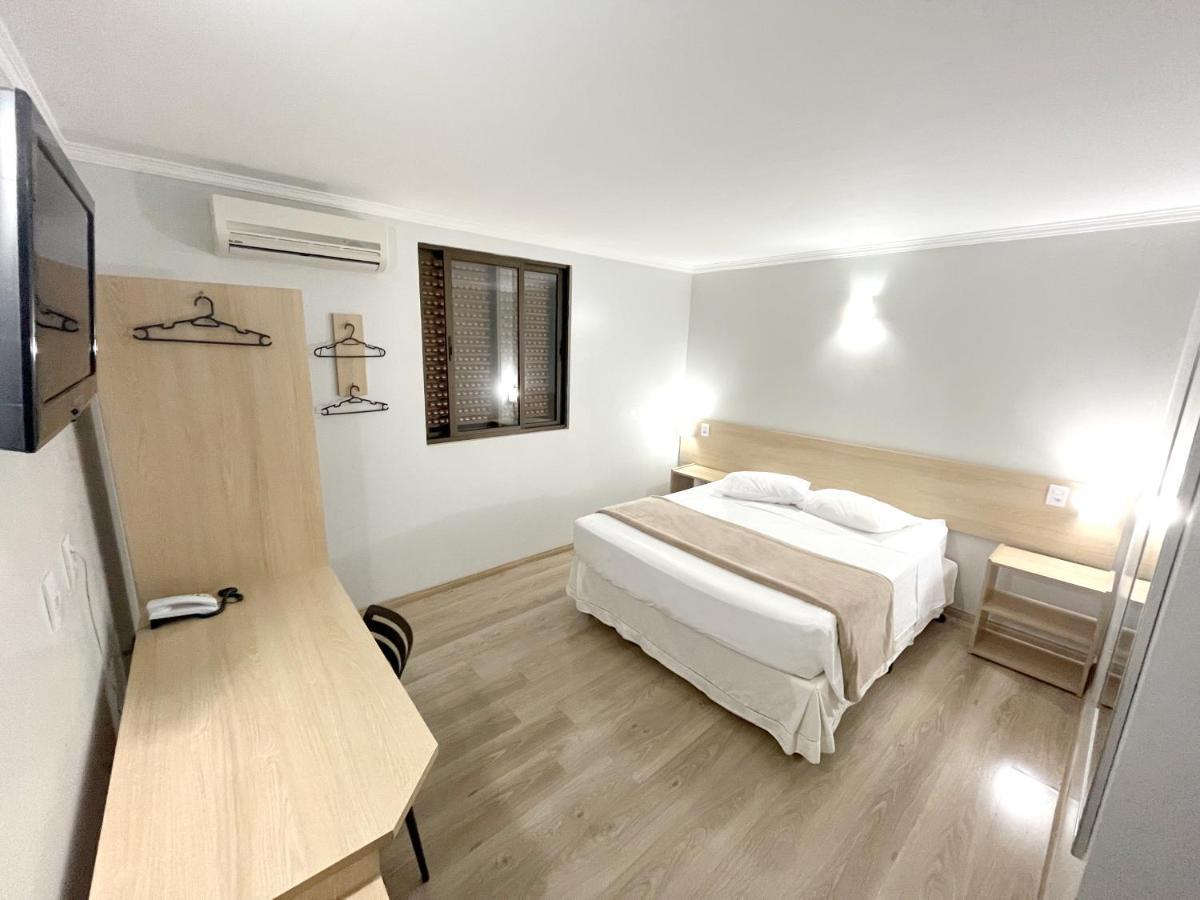 Hotel イジュイー エクステリア 写真